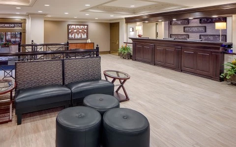 New Orleans Hotel with Free Cruise Parking | Wyndham New Orleans French Quarter